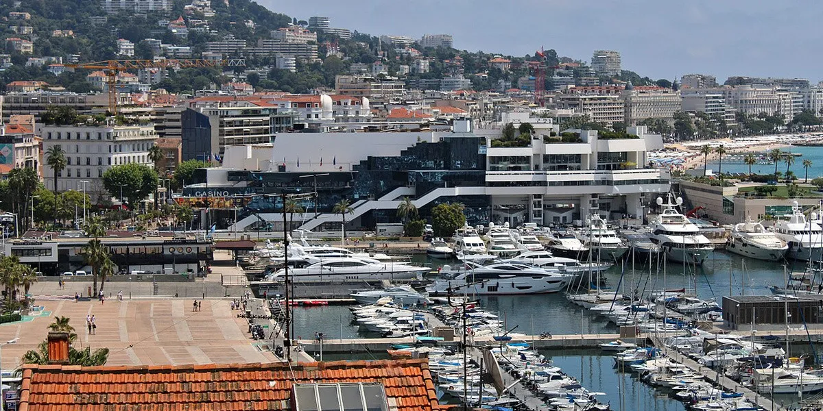 youtube_returns_to_mipcom_with_expanded_creator_and_media_program