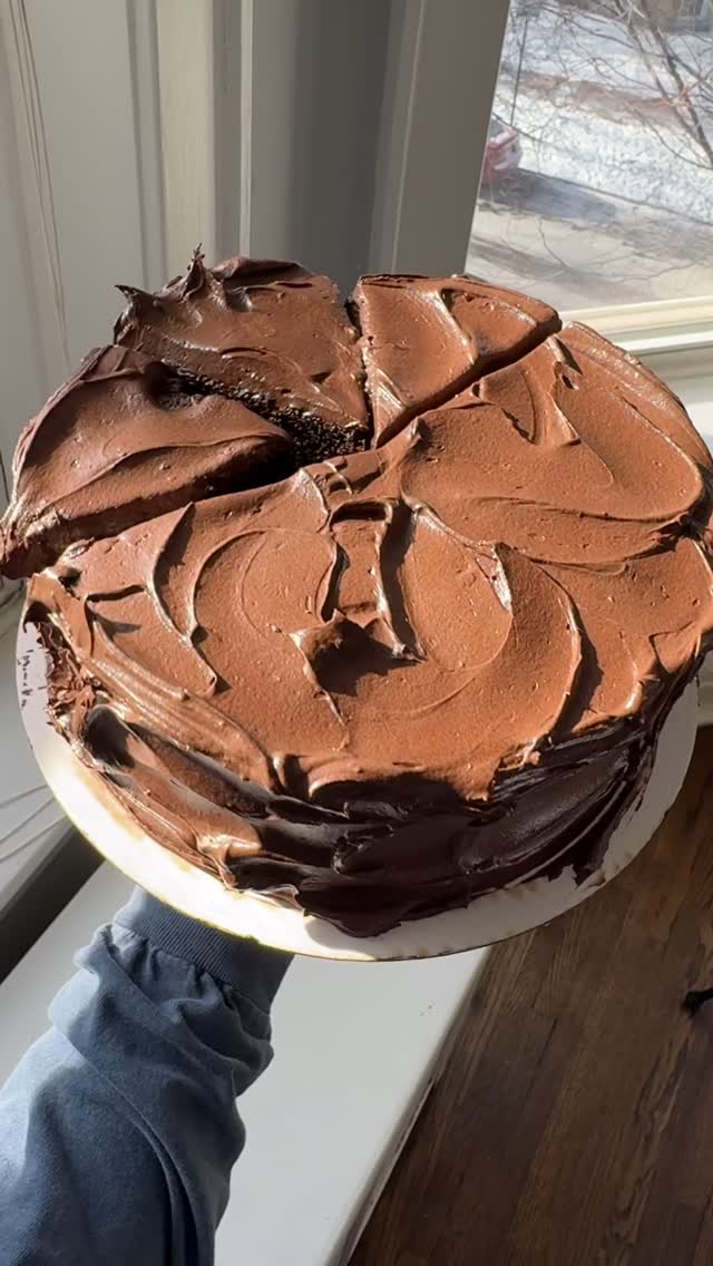 Instagram post shared by @cakebabebakery