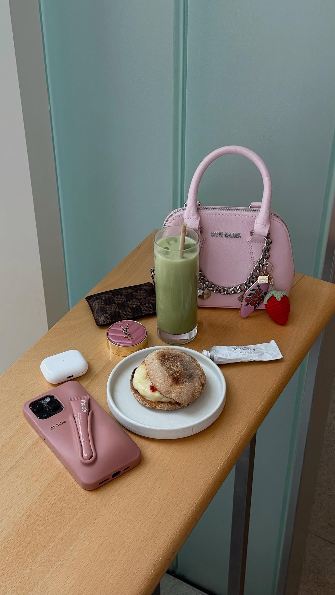 Instagram post shared by @ashroedl