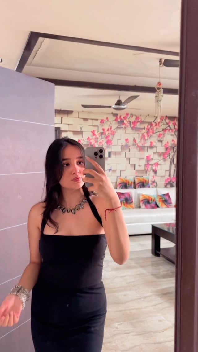 Instagram post shared by @shanayasolankiii
