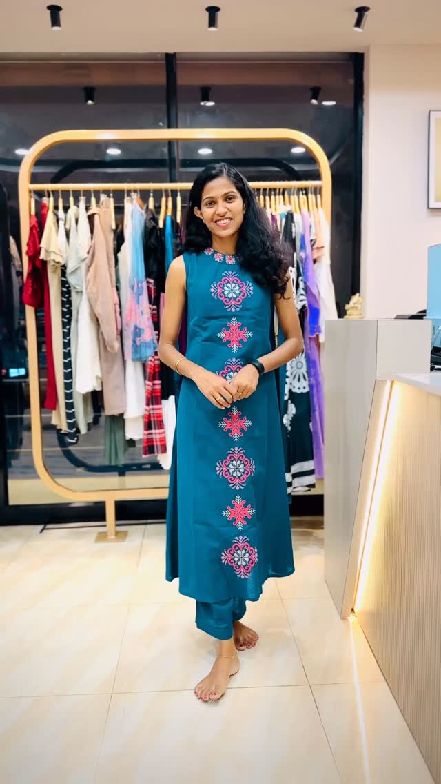 Instagram post shared by @luxe_lab_store