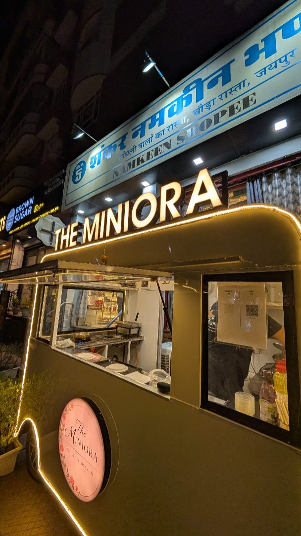 Instagram post shared by @theminiora