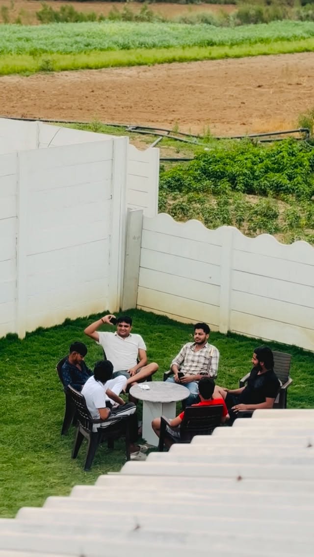 Instagram post shared by @phalwaan_2402