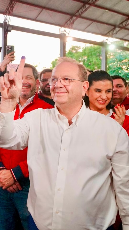 Instagram post shared by @camiloperezintendente2026