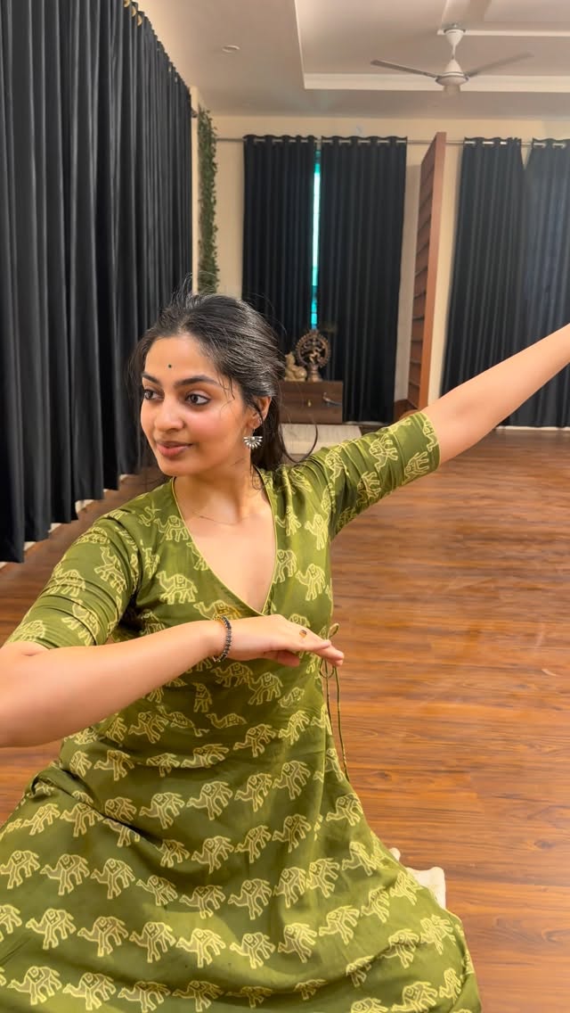 Instagram post shared by @sukriti_kathak_
