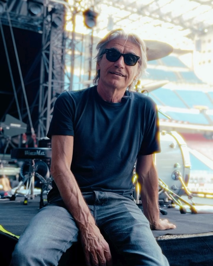 Instagram post shared by @ligabue_official